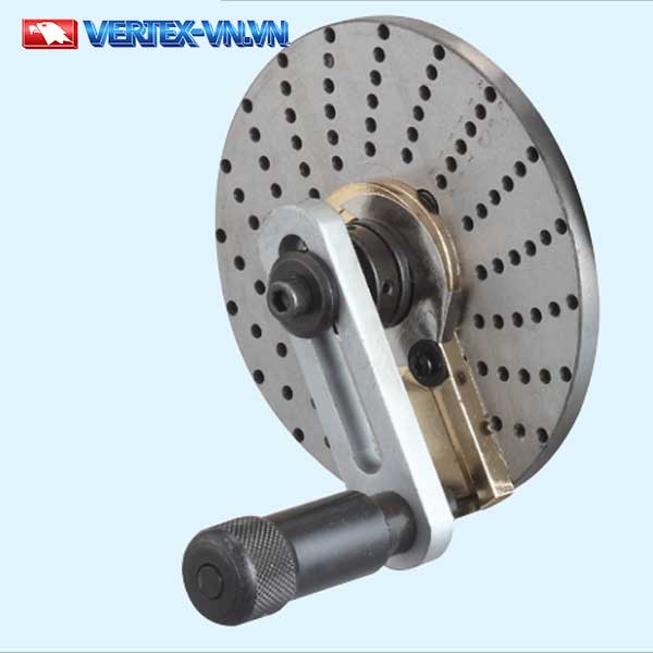 Đĩa chia độ VERTEX với các vòng lỗ đồng tâm và chốt định vị gắn trên tay quay